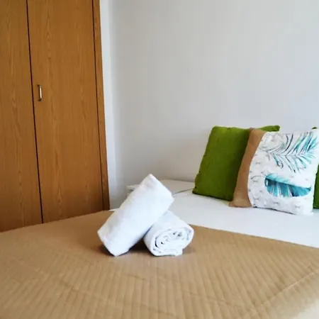 Seaside Flat شقة *